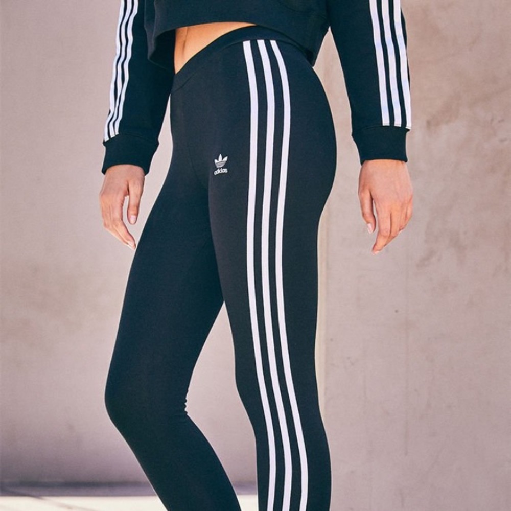 Adidas 3 stripe leggings ▪️